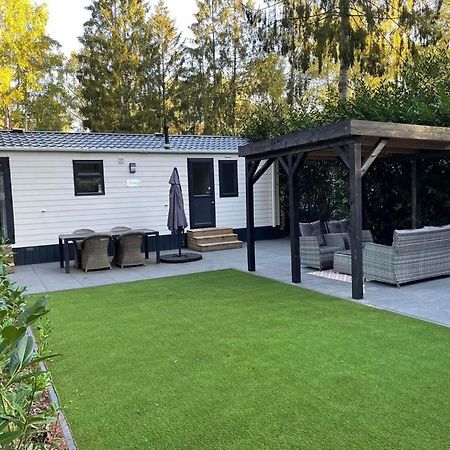 Chalet Toetje Op De Veluwe Hoenderloo Extérieur photo